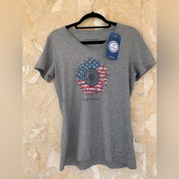Life is Good Women’s Shirt - Picture 1 of 12